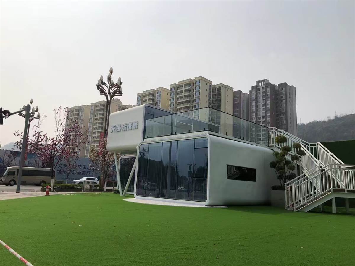 Two-storey commercial modular display reference